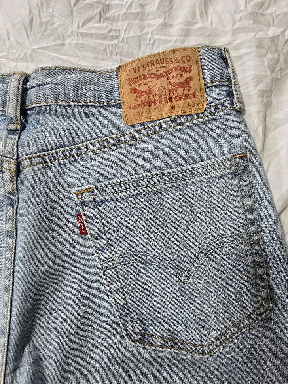 Levi's Jeans Size 32x34 Light Wash Men's 511 Slim Jeans‎